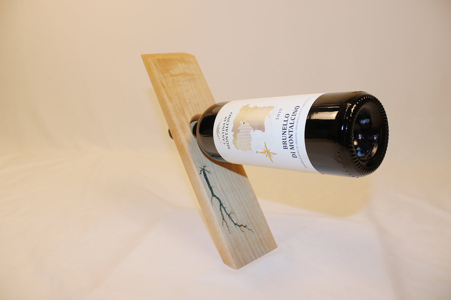 Maple Balancing Wine Holder